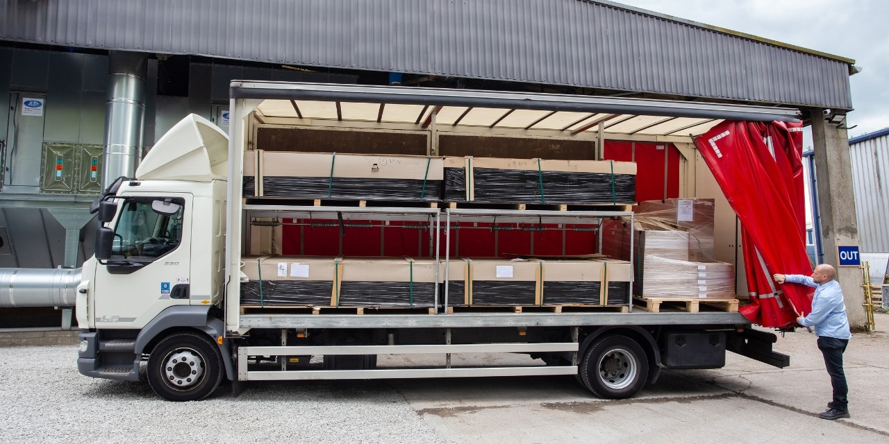 piper joinery flat bed delivery vehicle